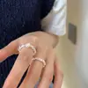 Anillo Minimalista de Plata y Perla con Diseño de Nicho para Mujer, Anillo de Dedo Índice Ajustable de Moda y Único con Cordón Elástico
