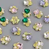 Arte de Uñas Popular Transfronterizo con Corazón Colorido Super Brillante con Pedrería Apilada, Accesorios de Decoración de Uñas con Corazón de Perla 3D