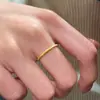 Mini Anel de Glitter Fino de Círculo Completo, Brilhante para o Dia a Dia, Anel Exquisito para Empilhar, Anel Simples Branco e Nobre, Ouro de Imitação
