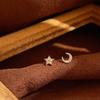 Versão Mini~Brincos de Prata Banhada com Agulha Microcravejada de Zircônia com Design de Estrela e Lua em Ouro 14K, Brincos Pequenos e Simples, Atacado de Fábrica