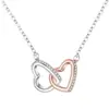 Colar Coração com Coração Europeu e Americano Transfronteiriço Cravejado de Diamantes para Mulheres, Design de Nicho, Anel Duplo, Pingente Bicolor Tendência, Joia de Corrente para Clavícula