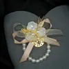 Flor de Muñeca para Dama de Honor Flor de Mano para Grupo Hermana de la Novia Estilo Bosque Boda Coreana Pulsera de Boda Padres Novio Padrinos Ramillete