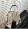 Moda Coreana Nicho Estilo Crema Casual Pu Almohada de Mano Bolso Simple Dulce Literario para Viajero Crossbody para Mujer