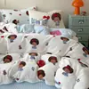 Conjunto de Cuatro Piezas de Leche Polar Otoño e Invierno Conjunto de Tres Piezas de Polar Coral Engrosado Sábana Ajustable para Cama Dibujo Animado de Cachorro Ropa de Cama para Dormitorio