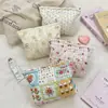 3611 Bolsa de Mano Acolchada con Forro de Flor de Rompecabezas Coreano Bolsa de Cosméticos para Mujer Bolsa de Almacenamiento Portátil de Gran Capacidad