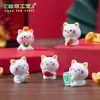 Lindos Gatos de la Fortuna Yuanbao Miniaturas Casa de Muñecas Decoraciones DIY Accesorios Paisaje Micro Coche Escritorio Pequeños Adornos