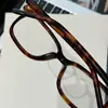 Gafas Favoritas de Influencers Serie Bc-2060 Montura de 55 mm Aspecto Sencillo, Se Pueden Adaptar con Lentes Graduadas y Lentes Bloqueadoras de Luz Azul