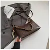 Bolso de Hombro Vintage Mate para Debajo del Brazo Nuevo Estilo Otoño e Invierno 2026 Bolso Hobo Bolso Cruzado para Mujer Bolso de Mano Pequeño Exquisito Súper Popular