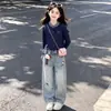 Conjunto de Duas Peças para Meninas Outono e Primavera Cardigan Retrô Xadrez Color-Block Estilo College Jeans Fofo Estilo Coreano Tendência