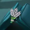 Broche Novo Roxo Lavanda para Mulheres Primavera e Verão, Broche Elegante de Alta Qualidade, Acessório de Alfinete com Design de Nicho de Luxo Leve