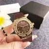 Reloj Tk para Transmisión en Vivo, Reloj de Cuarzo de Moda de Lujo Ligero para Mujer, Reloj para Dama Incrustado con Diamantes de Cielo Estrellado, Venta al por Mayor Nicho Celebridad de Internet Tiktok