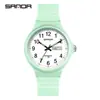 Sanda 6060 Popular Reloj de Cuarzo con Doble Calendario Resistente al Agua para Exteriores Casual Reloj para Exámenes Reloj para Estudiantes de Hombre y Mujer Venta al por Mayor