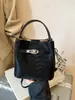2026 Novo Estilo Bolsa Kelly Pequena Feminina Mori Fofa Tendência Super Quente Nicho Ombro Único Portátil Bolsa Transversal para o Dia a Dia