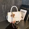 Bolso de Mano Pequeño Color-Block de Moda Nueva Primavera 2026, Bolso de Hombro Único para el Trabajo, Bolso Cruzado Simple de Alto Valor
