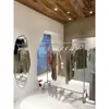 Estante de Exhibición de Ropa de Acero Inoxidable con Ruedas para Tienda de Ropa, Estante Isla Plateado, Estante de Exhibición de Piso para Tienda de Ropa para Mujer