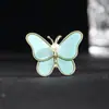 Broche de mariposa blanca de alta calidad anti-fritillary Perla anti-luz pasador corsage punto de fábrica al por mayor accesorios para ropa