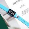 Em estoque atacado animação toque estudantes luminoso à prova d'água pulseira esportiva estudantes do ensino fundamental tendência da moda LED relógio eletrônico