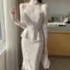 2026 Otoño Temprano Nuevo Estilo Socialité Vietnamita de Nicho Vestido de Encaje Transparente Ajustado Conjunto Falda de Cola de Pez para Mujer 1485