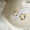 Brincos de Argola Geométricos da Moda e Simples de 2 cm, Brincos Estilo Retro Hong Kong, Simples e Únicos, Brincos de Metal Compactos e Estilosos