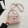 Bolsa de Mão Quadrada Pequena de Luxo Casual para o Dia a Dia 2026 Novo Estilo Coreano Bolsa Transversal de Moda de Alto Valor