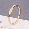 Anel Fino Plano Liso Simples de Produtos Novos Transfronteiriços Aço Inoxidável Europeu e Americano Gravado a Laser Aço Titânio Anel de Casal