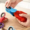 Clip para refrigerador bocadillos caseros clip sellador a prueba de humedad bolsa de plástico simple clip sellador multiusos grado alimenticio al por mayor