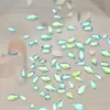 Explosiones de网红 azul pavo real joyería para uñas plana súper brillante gotas de agua ojo de caballo hoja de arce taladro de uñas mixto venta al por mayor