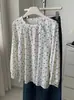Camisa floral de gola redonda com botões de concha, estilo pastoral suave, para mulheres, outono de 2026, algodão puro, manga longa tipo lanterna, blusa no atacado