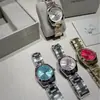 Reloj de la Reina Madre Occidental Nuevo Rojo Rosa Azul Hielo Banda de Acero Esfera Pequeña Reloj de Pulsera de Cuarzo Banda de Acero Reloj para Mujer Color Pitahaya