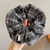 Scrunchie de rede retrô de alta qualidade, elástico de cabelo versátil oversized estilo coreano, acessório de cabelo de alta elasticidade para outono e inverno