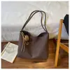 Bolso de madre e hijo de nicho coreano transfronterizo para madres que van al trabajo, bolso de mujer nuevo, elegante, retro, de gran capacidad, bolso tote, bolso de hombro casual
