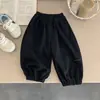 Pantalones de chándal para niño 2026 Primavera Nuevo Estilo Pantalones Harem Sueltos para Niños Bebé Color Sólido Atuendo de Otoño e Invierno Pantalones de Moda con Parches Bordados