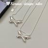 Blogger de Corea del Sur con joyería de plata de alta gama de nicho, collar de mariposa de plata esterlina S925, cadena de clavícula versátil y a la moda