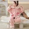 Pijama de franela para niñas, nuevos estilos otoño/invierno, cálido y acogedor, adorable conjunto de dos piezas de forro polar coral para niños