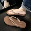 Chanclas de Nuevo Estilo para Mujer, Para el Verano al Aire Libre, Antideslizantes, Resistentes al Desgaste, Modernas y Versátiles, Sandalias de Playa