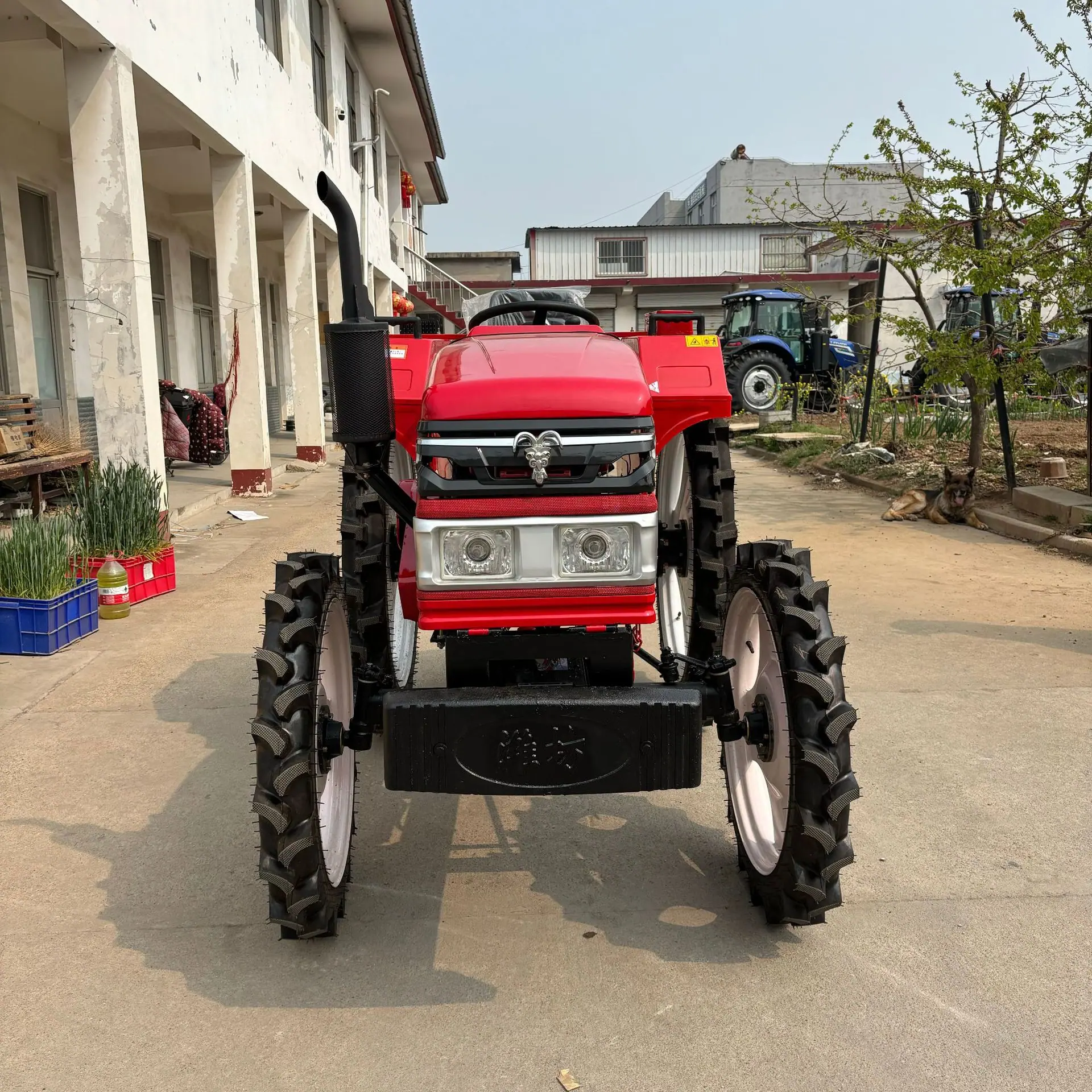 单缸25马力拖拉机配套植保胎 1.jpg