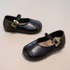 Outono 2026 Novos Sapatos de Couro para Meninas Estilo Britânico Preto Solado Macio Sapatos de Bebê Sapatos Mary Jane Infantis para Meninas