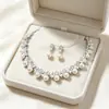 Set de Collar y Pendientes de Perlas Sintéticas y Piedras Preciosas Estilo Retro Europeo para Mujer Sensación de Alta Gama Accesorios para Novia Banquetes de Boda Vestidos de Noche