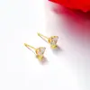 Brincos de Coração Simples e Compactos Xuping com Zircônia Única, Brincos Fáceis de Usar para o Dia a Dia e Deslocamento, Brincos Clássicos Elegantes Atacado para Mulheres