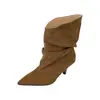 2026 Otoño Temprano Nuevo Llegado Zapatos de Mujer Gamuza Plisados Puntiagudos Tacón de Gatito Botas Cortas Apiladas