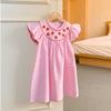 Vestido de Rayas con Bordado de Fresas para Niña 2026 Verano Nuevo Estilo Mangas Volantes Dulce y Lindo Vestido de Princesa para Bebé