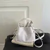 Outono/Inverno 2026 Nova Bolsa Saco Simples de Luxo Leve Chique Fashion Versátil Textura de Alta Qualidade Ombro Único Transversal de Mão