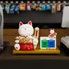 Adorno de Gato de la Suerte Beihanmei Regalo de Inauguración Modelo Nuevo 2026 Mano que Saluda Automáticamente Decoración de Mostrador de Tienda Caja Registradora