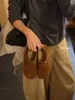 Sapatos de Solado Grosso com Temperamento Estilo Coreano Feminino Outono 2026 Novos Sapatos de Salto Baixo Versáteis com Bico Redondo