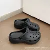 Zapatos con Agujeros tipo Nube 2026 Modelo Nuevo Espuma de Baja Densidad Marca Alternativa Verano Exterior Antideslizantes Transpirables Venta al por Mayor Transfronteriza