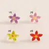 Aretes de Resina Pequeños y Exquisitos de Flor de Cinco Pétalos, Clips para Orejas, Sin Perforaciones, Estilo Transparente Pequeño Fresco Dulce, Versátiles para el Viaje Diario