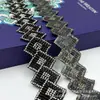 Fabricante de strass hotfix, strass, códigos de barras, bolsas artesanais DIY, roupas, vestidos, vestidos de noiva, joias, acessórios e materiais auxiliares no atacado