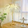 Lámpara de Pie de Plumas Estilo Crema Nórdico para Sala de Estar Dormitorio Lámpara de Atmósfera Celebratoria Estudio Retro Francés Lámpara de Mesa Vertical