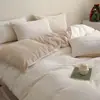 Conjunto de Quatro Peças de Veludo Leiteiro 2026 Novo Estilo Bordado com Lantejoulas Espessado Coral Veludo Lençol de Cama Veludo Dupla Face Capa de Edredom Conjunto de Três Peças