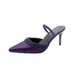 Zapatos de tacón alto de moda de satén con punta fina, sandalias de tacón de aguja con correa poco profunda de nuevo estilo, sandalias cerradas con pedrería color nude para mujer